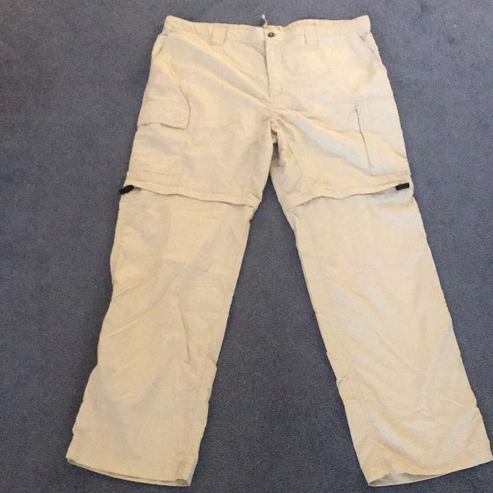 Pants/Shorts (L)